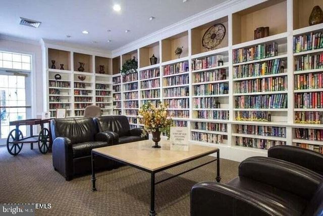 12 DUNROVIN CT, Manchester Township, NJ 08759