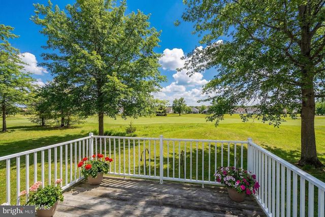 12 DUNROVIN CT, Manchester Township, NJ 08759