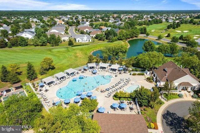 12 DUNROVIN CT, Manchester Township, NJ 08759