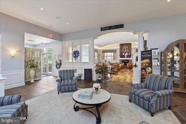 12 DUNROVIN CT, Manchester Township, NJ 08759