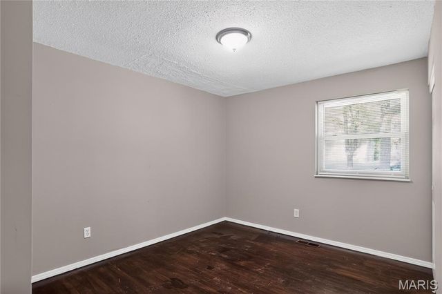11926 Rio Grande Drive, St Louis, MO 63138