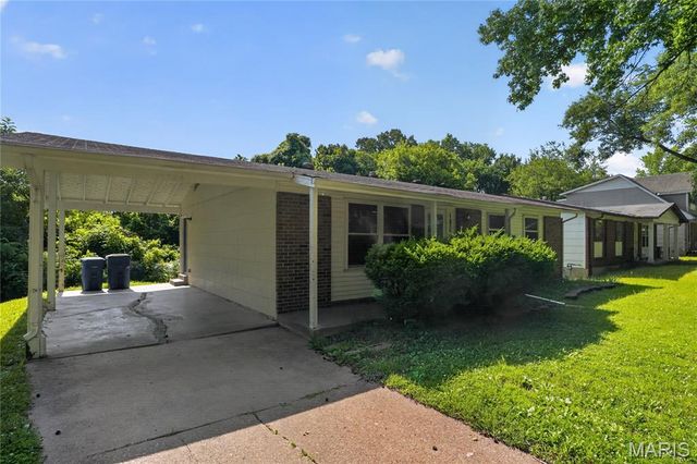 11926 Rio Grande Drive, St Louis, MO 63138