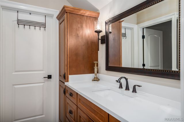 8985 Caraway Lane, Montgomery, AL 36117
