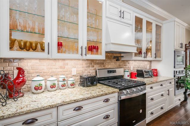 8985 Caraway Lane, Montgomery, AL 36117