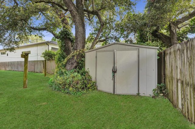 300 SW 19TH Avenue, Fort Lauderdale, FL 33312