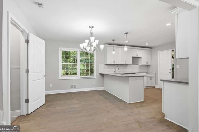 1633 Pine Glen Circle, Decatur, GA 30035