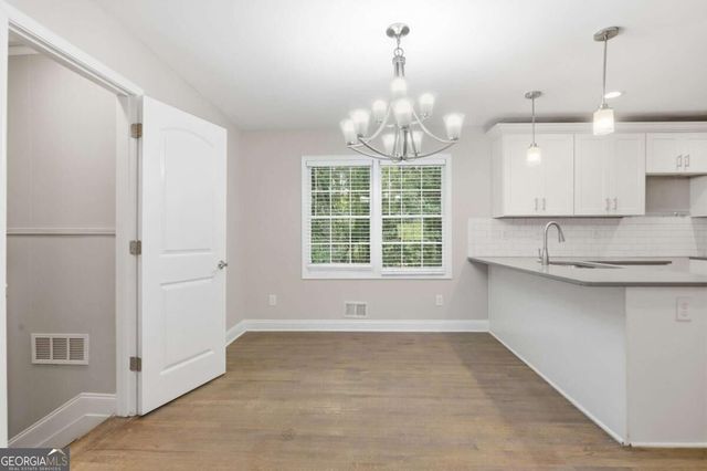 1633 Pine Glen Circle, Decatur, GA 30035