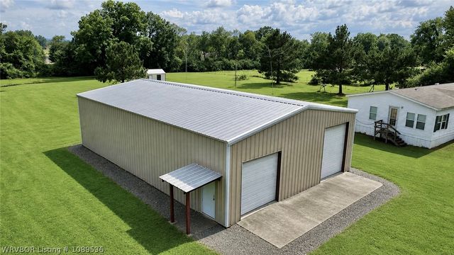 1907 Horne Street, Lavaca, AR 72941