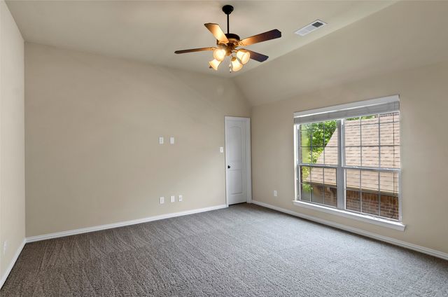 2116 Ironside Drive, Lewisville, TX 75056