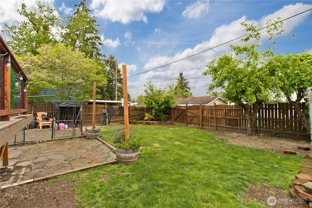 2003 Wells Street, Enumclaw, WA 98022