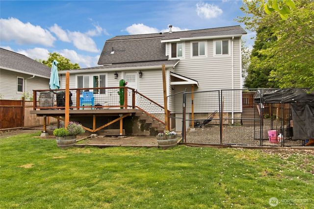 2003 Wells Street, Enumclaw, WA 98022