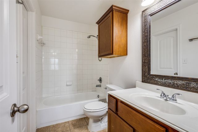 1001 E College Street, Princeton, TX 75407