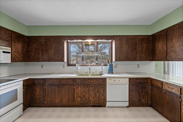 7019 Irving Avenue N, Brooklyn Center, MN 55430