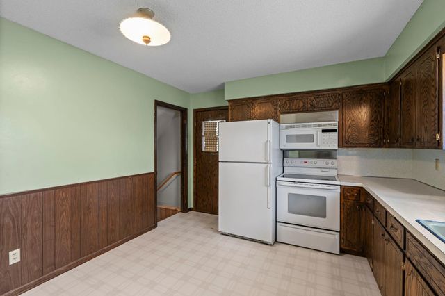 7019 Irving Avenue N, Brooklyn Center, MN 55430