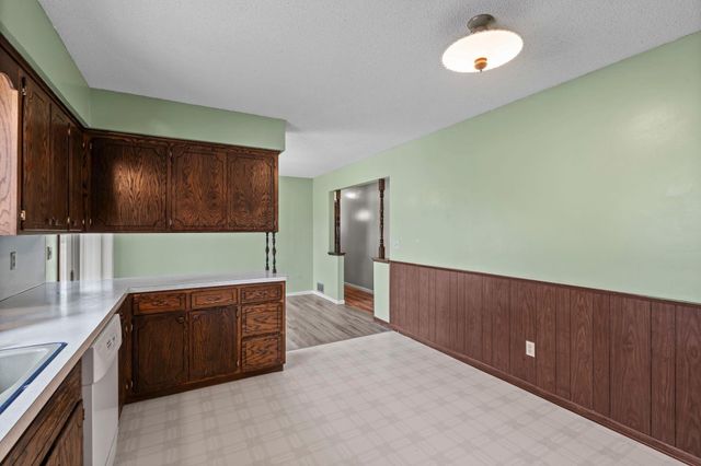 7019 Irving Avenue N, Brooklyn Center, MN 55430