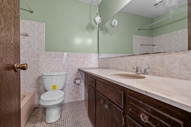 7019 Irving Avenue N, Brooklyn Center, MN 55430