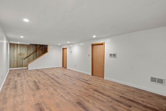 7019 Irving Avenue N, Brooklyn Center, MN 55430