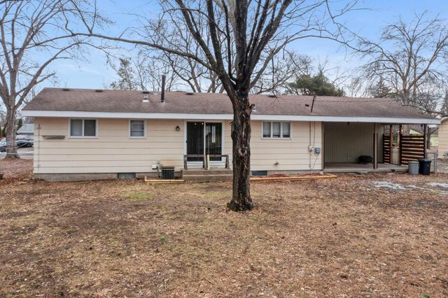 7019 Irving Avenue N, Brooklyn Center, MN 55430