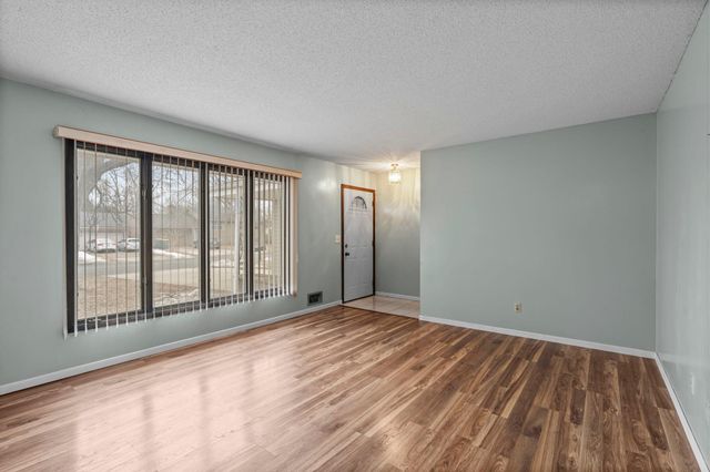 7019 Irving Avenue N, Brooklyn Center, MN 55430