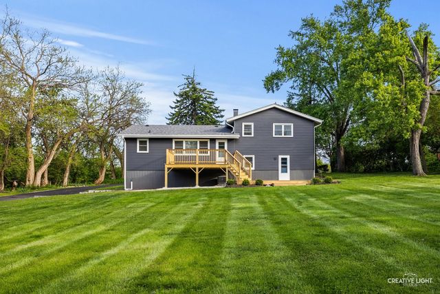 704 Plainfield Road, Downers Grove, IL 60516