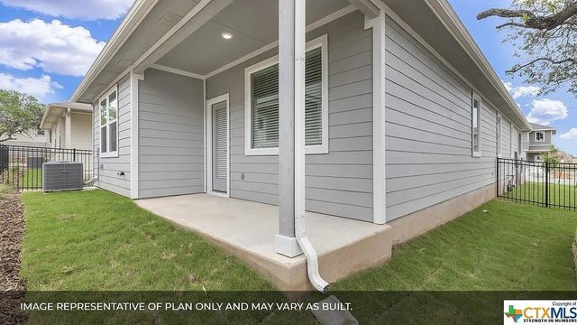 325 Fairfax Ave, San Marcos, TX 78666