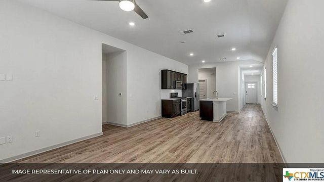 325 Fairfax Ave, San Marcos, TX 78666