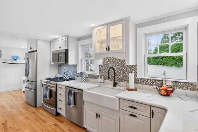 253 Scranton Avenue, Falmouth, MA 02540