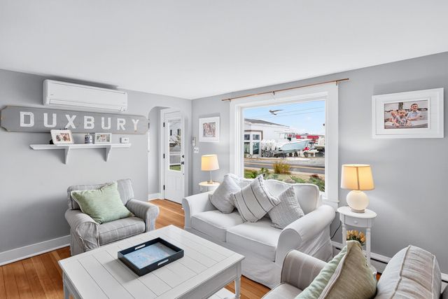 253 Scranton Avenue, Falmouth, MA 02540