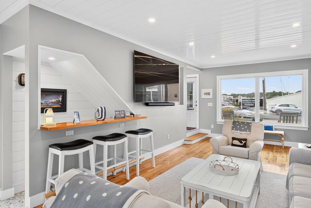 253 Scranton Avenue, Falmouth, MA 02540