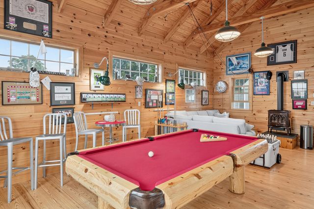 253 Scranton Avenue, Falmouth, MA 02540