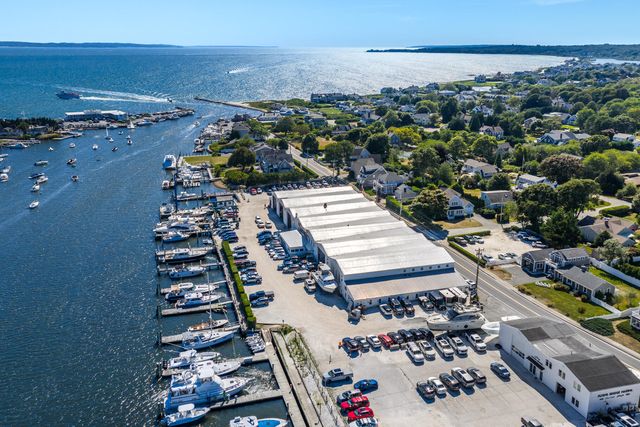 253 Scranton Avenue, Falmouth, MA 02540