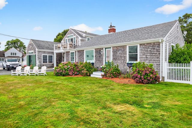 253 Scranton Avenue, Falmouth, MA 02540