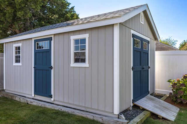 253 Scranton Avenue, Falmouth, MA 02540