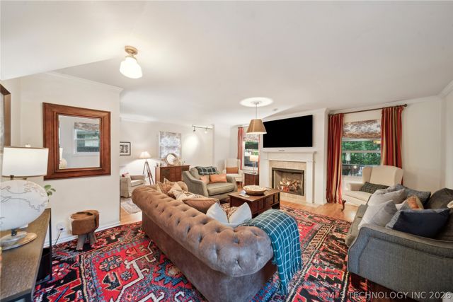 2252 S Troost Avenue, Tulsa, OK 74114