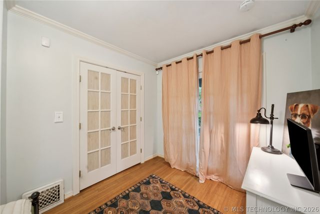 2252 S Troost Avenue, Tulsa, OK 74114