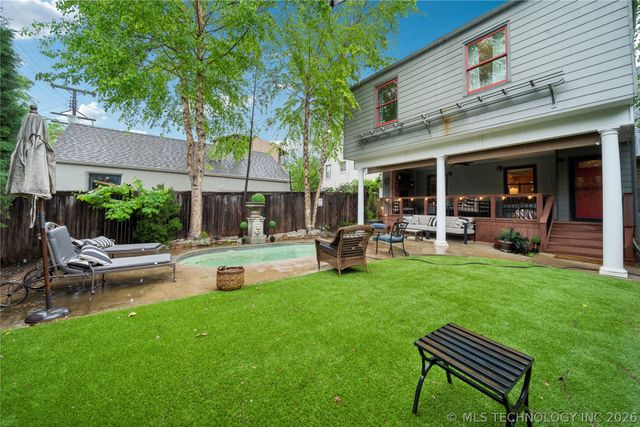 2252 S Troost Avenue, Tulsa, OK 74114