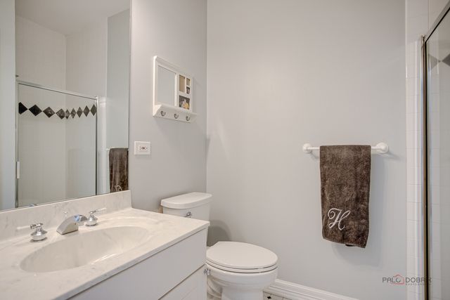 28831 N Spyglass Circle, Ivanhoe, IL 60060