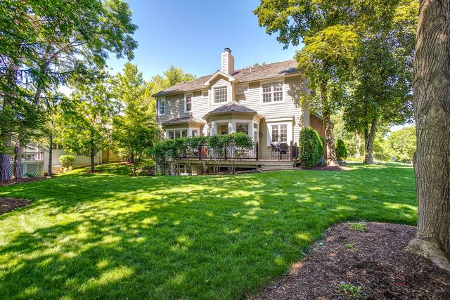 28831 N Spyglass Circle, Ivanhoe, IL 60060