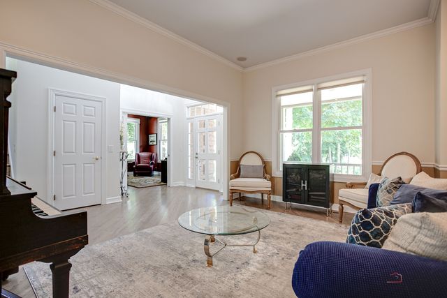 28831 N Spyglass Circle, Ivanhoe, IL 60060