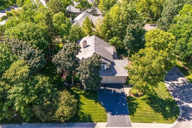 28831 N Spyglass Circle, Ivanhoe, IL 60060