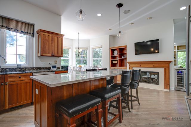28831 N Spyglass Circle, Ivanhoe, IL 60060