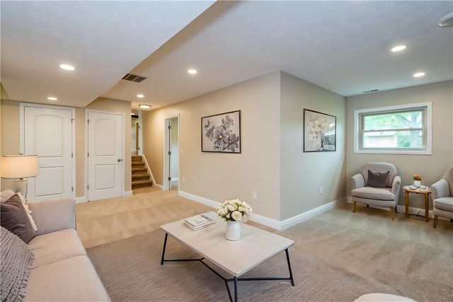 7221 Showplace Drive, Huber Heights, OH 45424