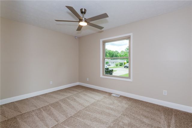 7221 Showplace Drive, Huber Heights, OH 45424