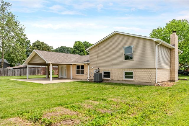 7221 Showplace Drive, Huber Heights, OH 45424