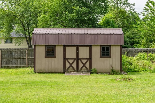7221 Showplace Drive, Huber Heights, OH 45424