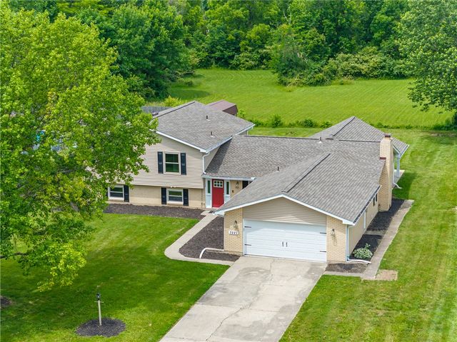 7221 Showplace Drive, Huber Heights, OH 45424
