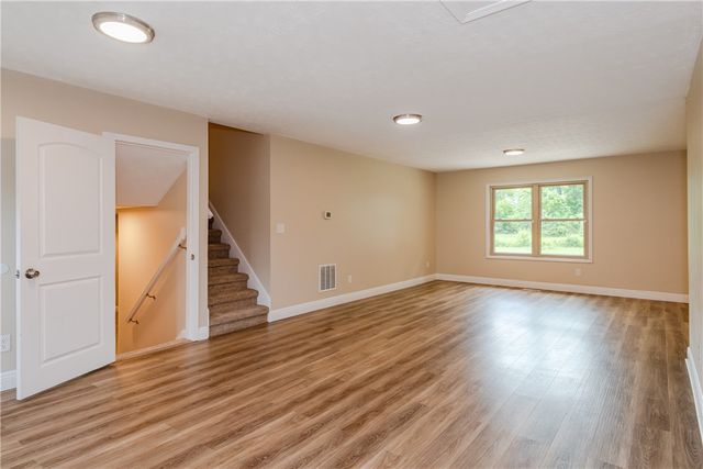 7221 Showplace Drive, Huber Heights, OH 45424