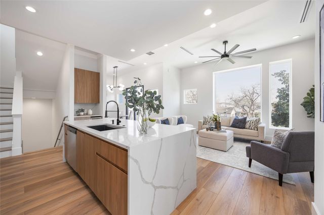 322 Janisch, Houston, TX 77018