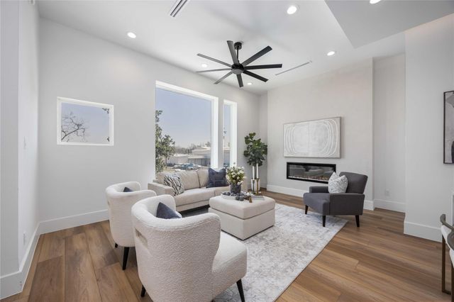 322 Janisch, Houston, TX 77018