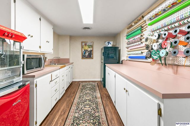 8707 Woolworth Avenue, Omaha, NE 68124